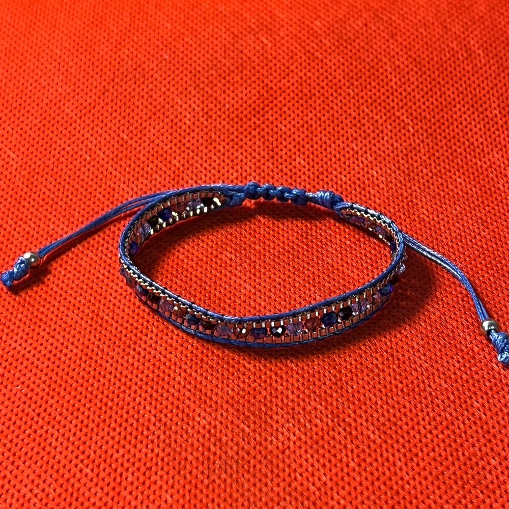 Blue and Silver Beaded Expandable Knotted Bracelet